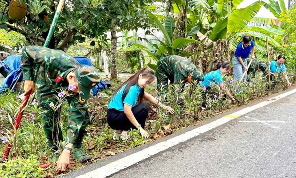 Huyện Phú Giáo (Bình Dương): Lan tỏa “Ngày thứ bảy văn minh” bằng hành động thiết thực