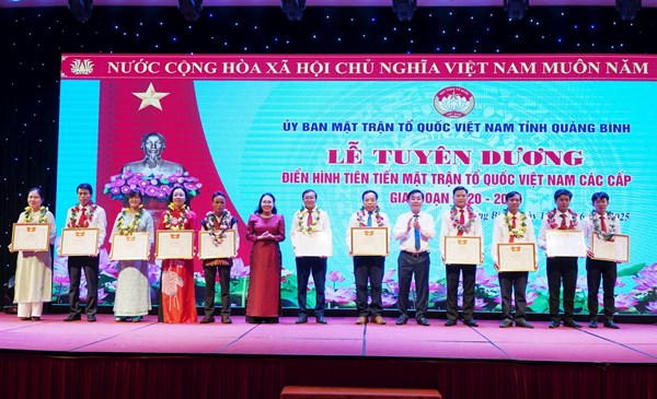 Quảng Bình: Vinh danh 51 tập thể và cá nhân Mặt trận tiêu biểu