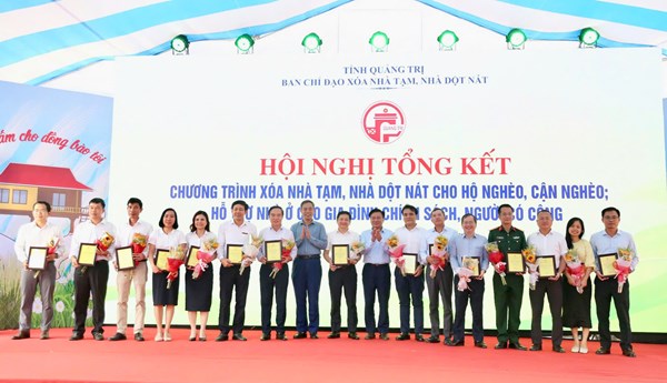 Quảng Trị: Tổng kết Chương trình xóa nhà tạm, nhà dột nát và Chương trình hỗ trợ nhà ở cho hộ gia đình có công với cách mạng, thân nhân liệt sĩ