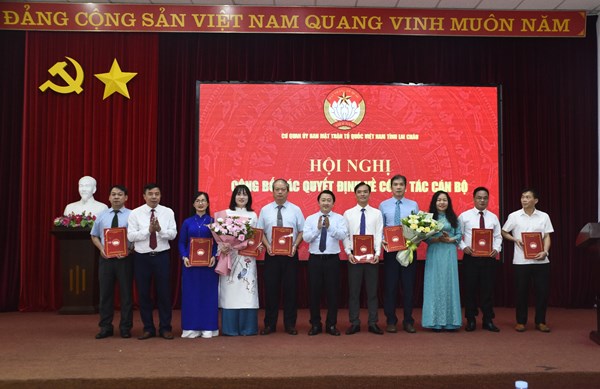 Lai Châu: Công bố quyết định về công tác cán bộ của Ủy ban Mặt trận Tổ quốc Việt Nam tỉnh
