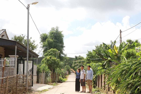 Bản Nặm Dên đoàn kết xây dựng nông thôn mới