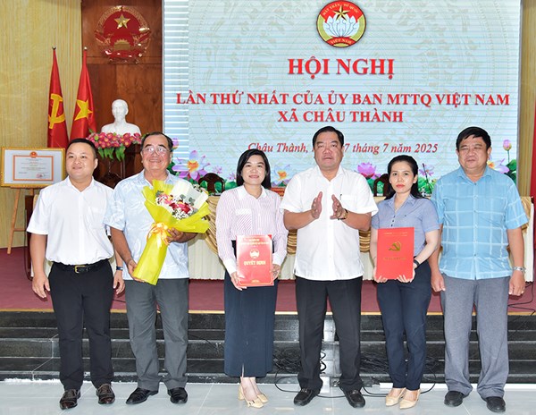 An Giang: Công bố quyết định thành lập Ủy ban MTTQ Việt Nam xã Châu Thành nhiệm kỳ 2024-2029