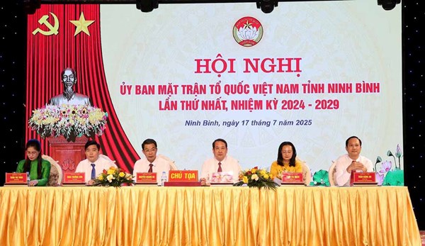 Ninh Bình: Kiện toàn tổ chức, triển khai nhiệm vụ công tác Mặt trận theo mô hình mới