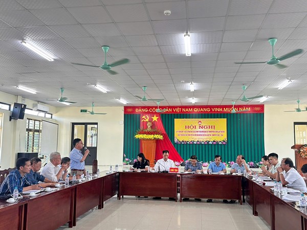 Xã Suối Hai góp ý dự thảo Báo cáo Chính trị trình Đại hội Đảng các cấp