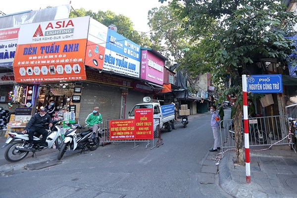 COVID-19 ngày 2/12: Việt Nam có 13.698 ca nhiễm mới; Hà Nội tiếp tục thiết lập kỷ lục mới với 509 ca