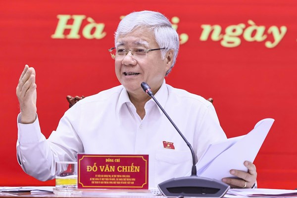 Chủ tịch Đỗ Văn Chiến chủ trì Phiên họp thứ nhất Tiểu ban văn kiện Đại hội đại biểu Đảng bộ MTTQ, các đoàn thể Trung ương