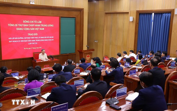 Tổng Bí thư Tô Lâm: “Xây dựng đội ngũ cán bộ đủ năng lực đưa đất nước bước vào kỷ nguyên mới” 