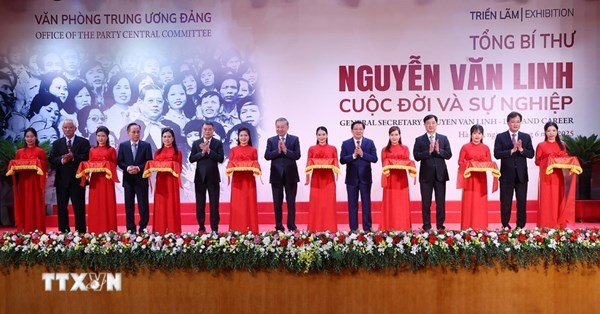 Tổng Bí thư Tô Lâm dự khai mạc Triển lãm 'Tổng Bí thư Nguyễn Văn Linh - Cuộc đời và sự nghiệp'