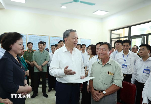 Tổng Bí thư Tô Lâm: Phải chuyển từ tư duy hành chính sang tư duy phục vụ 