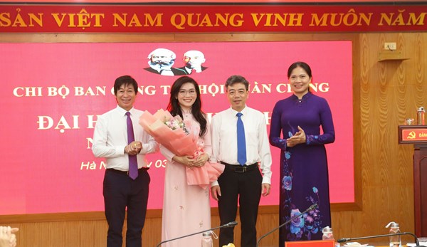 Phó Chủ tịch Hà Thị Nga dự Đại hội Chi bộ Ban Công tác hội quần chúng lần thứ I, nhiệm kỳ 2025-2030