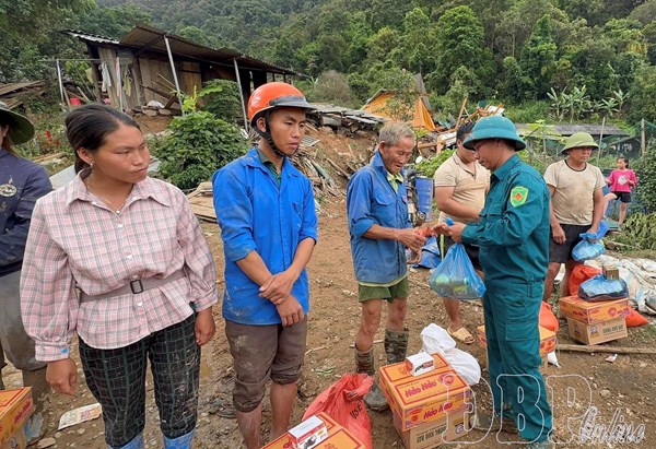 Ủy ban MTTQ Việt Nam tỉnh Điện Biên tiếp nhận 1,2 tỷ đồng ủng hộ đồng bào thiên tai