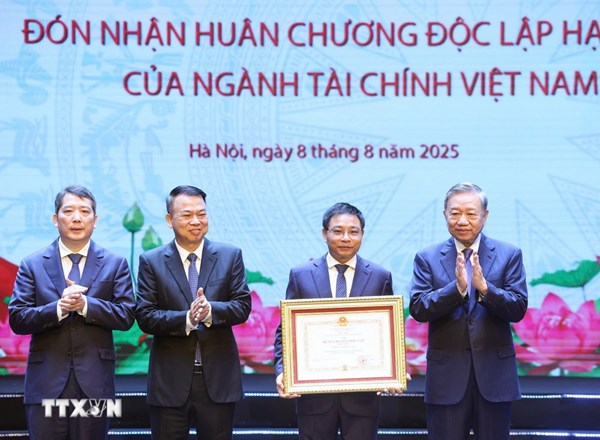 Tổng Bí thư Tô Lâm: Ngành Tài chính phải tiếp tục là lực lượng tiên phong, dấn thân, đổi mới 