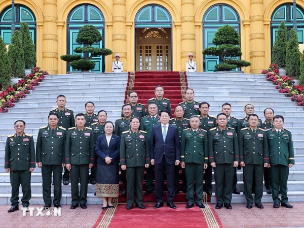 Chủ tịch nước Lương Cường tiếp Chủ nhiệm Tổng cục Chính trị Quân đội nhân dân Lào