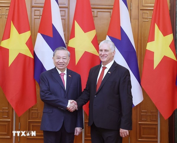 Tiếp tục phát triển mối quan hệ hữu nghị truyền thống đặc biệt Việt Nam-Cuba 