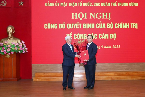 Đồng chí Nguyễn Phi Long được phân công, chỉ định giữ chức Phó Bí thư Đảng ủy Mặt trận Tổ quốc, các đoàn thể Trung ương