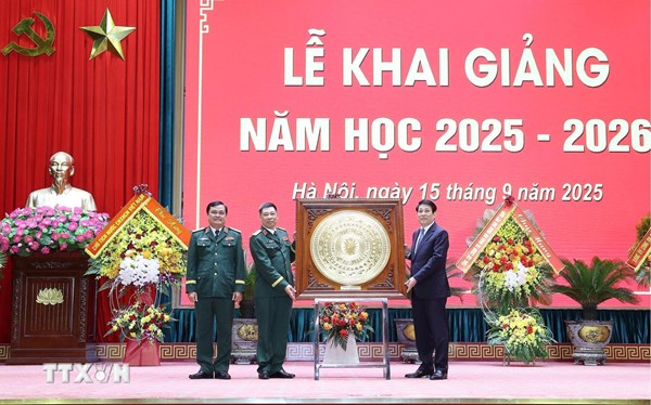 Chủ tịch nước Lương Cường dự Lễ khai giảng năm học 2025-2026 của Học viện Quốc phòng 