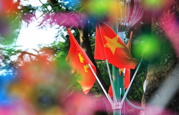 Phê phán luận điệu xuyên tạc các nghị quyết “bộ tứ trụ cột”