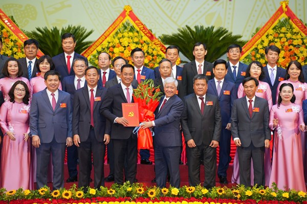 Chủ tịch Đỗ Văn Chiến dự và phát biểu chỉ đạo tại Đại hội đại biểu Đảng bộ tỉnh Quảng Trị lần thứ I, nhiệm kỳ 2025-2030
