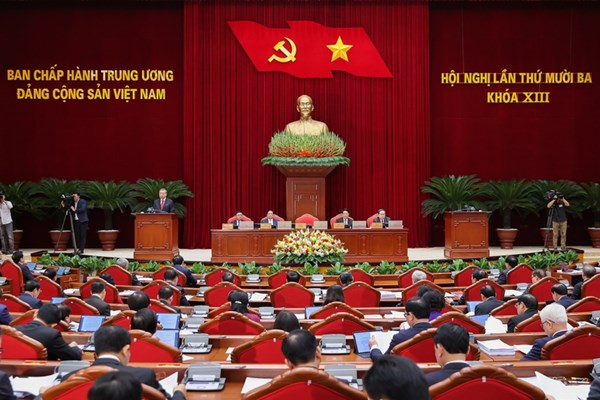 Thông cáo báo chí ngày làm việc thứ nhất Hội nghị Trung ương 13, khoá XIII