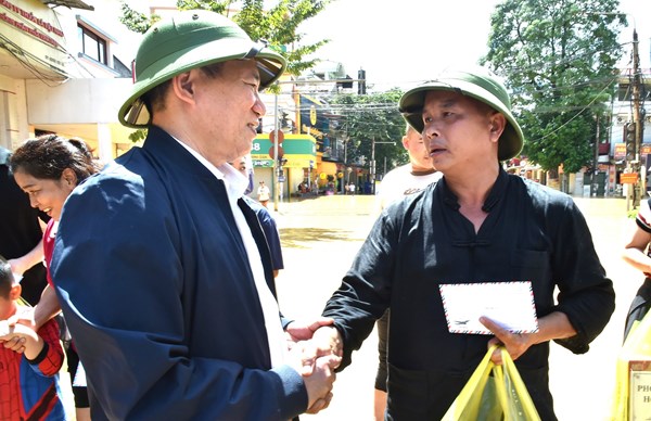 Phó Thủ tướng Hồ Đức Phớc kiểm tra công tác ứng phó, khắc phục hậu quả mưa lũ tại Lạng Sơn