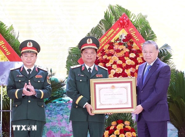Tổng Bí thư Tô Lâm dự Lễ kỷ niệm 80 năm Ngày truyền thống Lực lượng vũ trang Quân khu 4