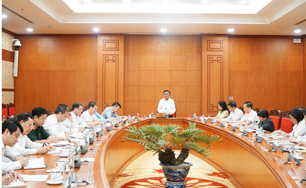 Thường trực Ban Bí thư Trần Cẩm Tú chủ trì giao ban công tác Quý III/2025