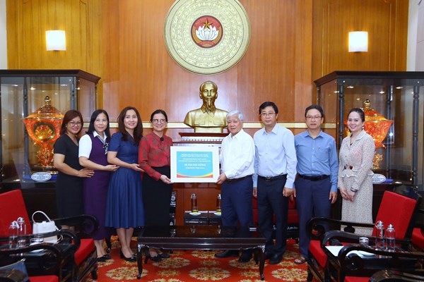 THÔNG BÁO: Về việc tiếp tục vận động, ủng hộ đồng bào bị thiệt hại do cơn bão số 11, số 12 và mưa lũ gây ra