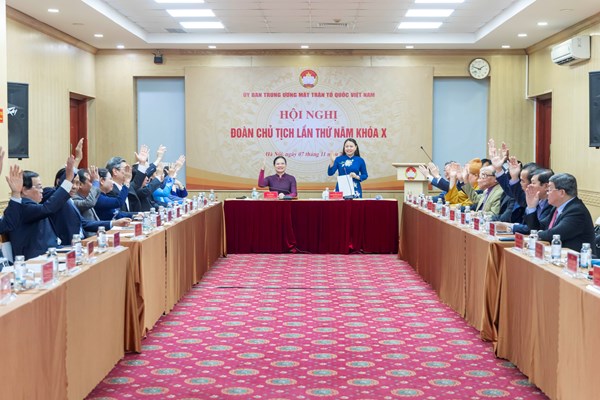 Hội nghị Đoàn Chủ tịch Ủy ban Trung ương MTTQ Việt Nam lần thứ năm, khóa X
