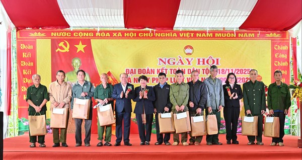 Ngày hội Đại đoàn kết toàn dân tộc trên địa bàn khu dân cư xóm Ào U, xã Toàn Thắng, Phú Thọ