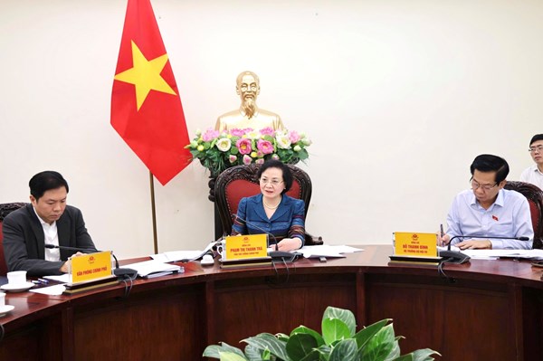 Phó Thủ tướng Phạm Thị Thanh Trà yêu cầu Bộ Nội vụ tăng tốc tiến độ các nhiệm vụ cuối năm