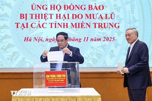 Thủ tướng: Cần nguồn lực lớn và nhiều thời gian để khắc phục hậu quả mưa lũ