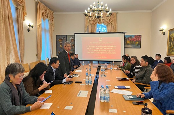 Cộng đồng người Việt tại Đức chung tay ủng hộ đồng bào miền Trung và Tây Nguyên bị ảnh hưởng bởi mưa lũ