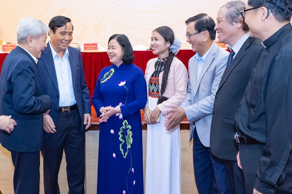 527.764 ý kiến góp ý của Hệ thống Mặt trận Tổ quốc Việt Nam đối với dự thảo các văn kiện trình Đại hội đại biểu toàn quốc lần thứ XIV của Đảng