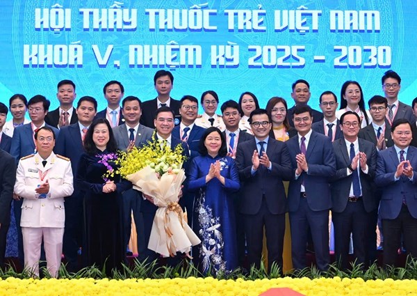 Chủ tịch Bùi Thị Minh Hoài dự Đại hội đại biểu toàn quốc Hội Thầy thuốc trẻ Việt Nam lần thứ V, nhiệm kỳ 2025 - 2030