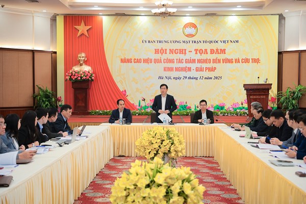 Bàn giải pháp nhằm nâng cao hiệu quả công tác giảm nghèo bền vững và hoạt động cứu trợ trong thời gian tới