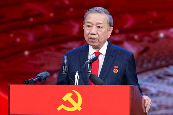 Phát biểu của Tổng Bí thư tại Lễ tuyên dương Bí thư Chi bộ xuất sắc và trao Giải Búa liềm Vàng 