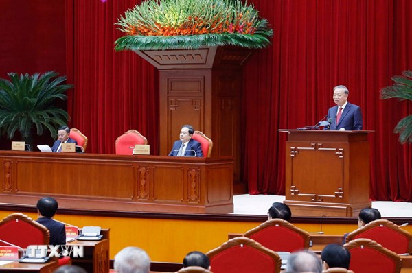 Tổng Bí thư Tô Lâm gặp mặt thành viên các Tiểu ban chuẩn bị Đại hội XIV của Đảng