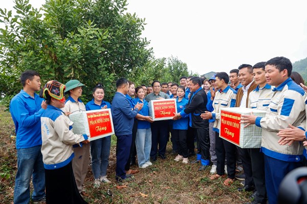 Thủ tướng Phạm Minh Chính: Cần biến núi rừng Tây Bắc trùng điệp thành của cải vật chất