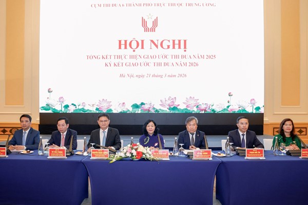 Chủ tịch Bùi Thị Minh Hoài dự Hội nghị tổng kết Cụm thi đua 6 thành phố trực thuộc Trung ương