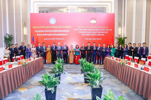 Hội đàm giữa Ủy ban Trung ương MTTQ Việt Nam và Hội đồng Quốc gia Mặt trận Đoàn kết Phát triển Tổ quốc Campuchia