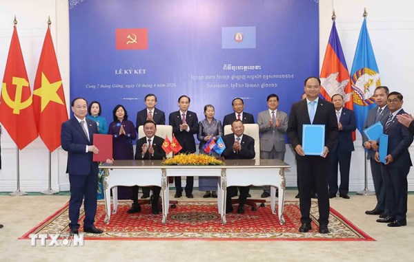 Việt Nam - Campuchia tiếp tục củng cố vững chắc tin cậy chính trị