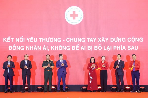 Mặt trận Tổ quốc Việt Nam và các tổ chức thành viên đồng hành, hỗ trợ để công tác nhân đạo ngày càng lan tỏa sâu rộng, thiết thực