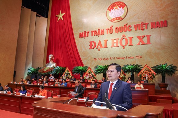Phát huy tinh thần dân chủ, thẳng thắn, trách nhiệm, đóng góp nhiều ý kiến tâm huyết để hoàn thiện dự thảo văn kiện Đại hội