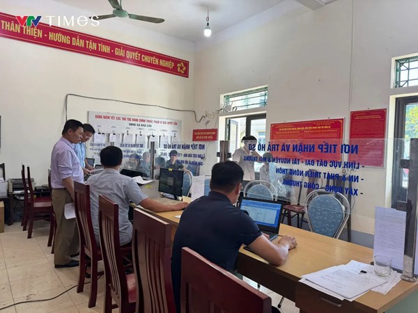 Hướng dẫn số 02-HD/BTCTW đánh giá cán bộ hằng quý với lãnh đạo, quản lý các cấp trong hệ thống chính trị