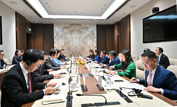Thường trực Ban Bí thư Trần Cẩm Tú tiếp Phó Chủ tịch Chính hiệp toàn quốc Trung Quốc