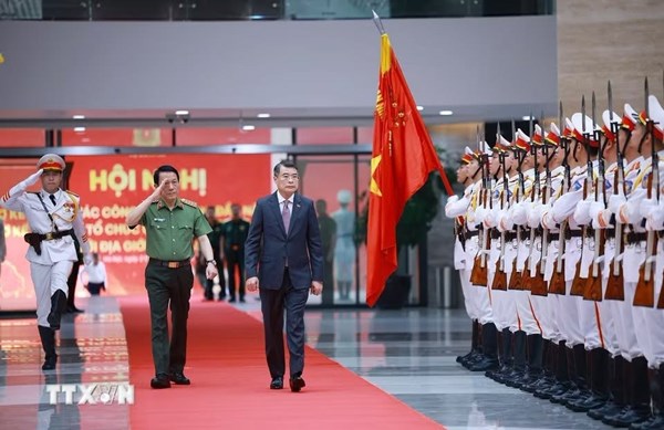 Thủ tướng Lê Minh Hưng: Cần gắn bảo đảm an ninh với mở rộng không gian phát triển đất nước