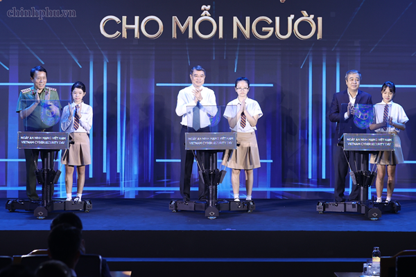 Thủ tướng Lê Minh Hưng: Quyết tâm xây dựng một không gian mạng an toàn, tin cậy và nhân văn