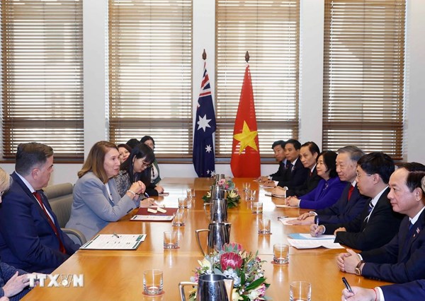 Tăng cường quan hệ Nghị viện và giao lưu nhân dân Việt Nam-Australia 