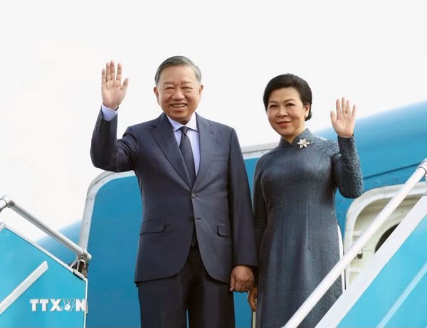 Tổng Bí thư, Chủ tịch nước Tô Lâm cùng Phu nhân lên đường thăm cấp Nhà nước tới Nga, thăm chính thức Pháp và dự Hội nghị Thượng đỉnh Không gian vũ trụ