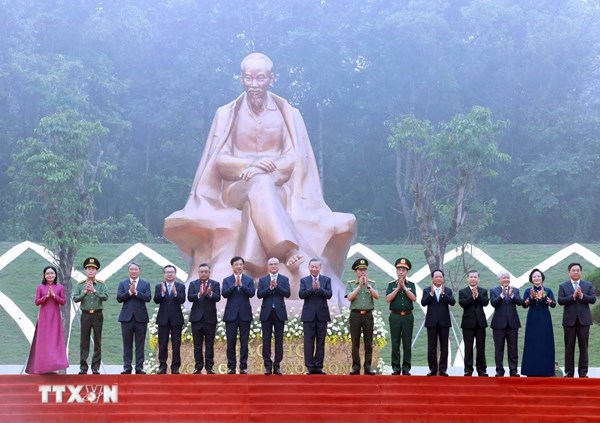 Tổng Bí thư, Chủ tịch nước Tô Lâm dự Lễ kỷ niệm Ngày Bác Hồ về thăm Đền Hùng